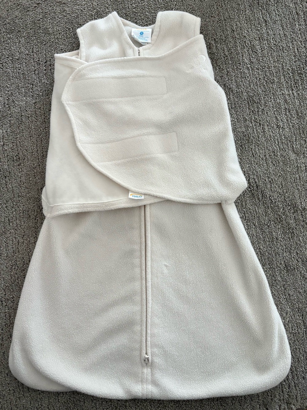 Halo Sleepsack Swaddle- size small (3 to 6 months)/fleece